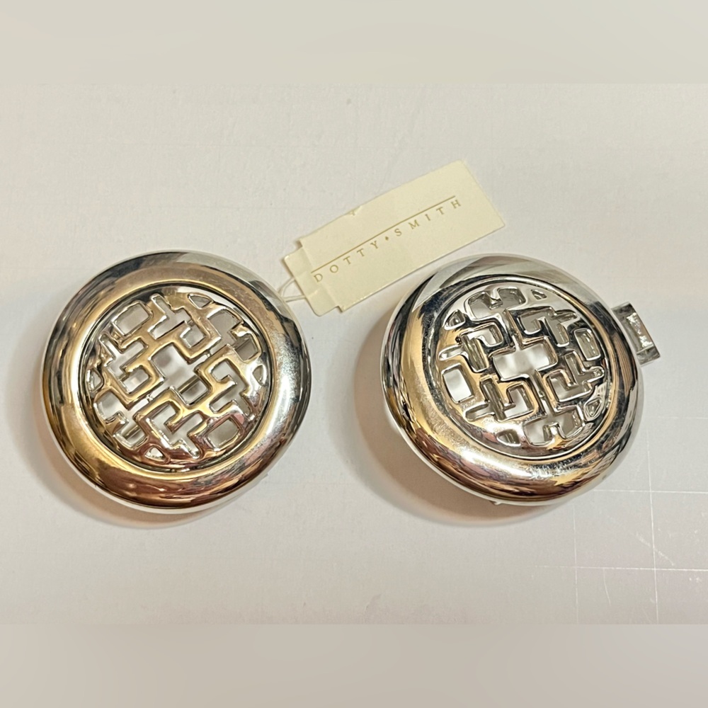 Dotty Smith Round Celtic Open Work 2 piece Interlocking silver Tone belt Buckle